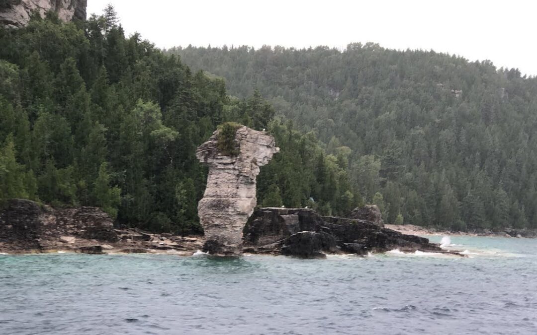 Explore the beauty | Trip to Tobermory, Ontario | Flowerpot island